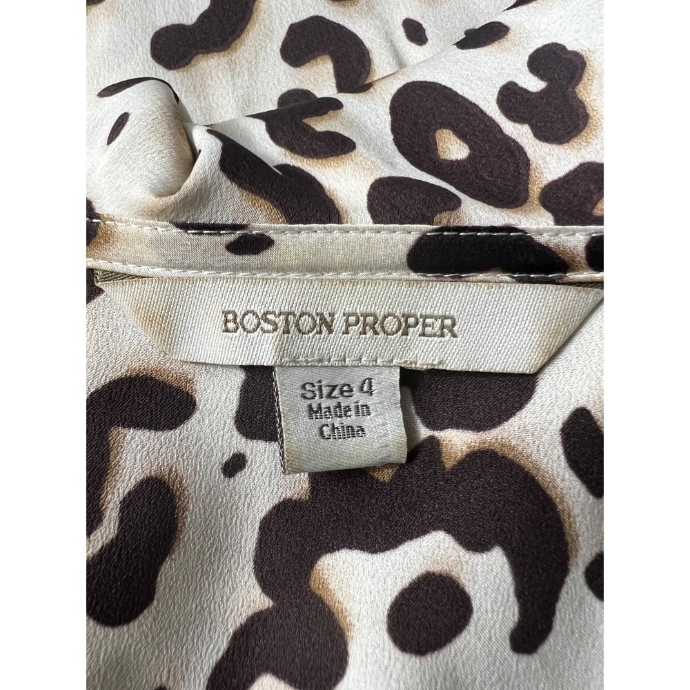Boston Proper Size 4 Animal Print Blouse Button Front Ruffle - Picture 5 of 9